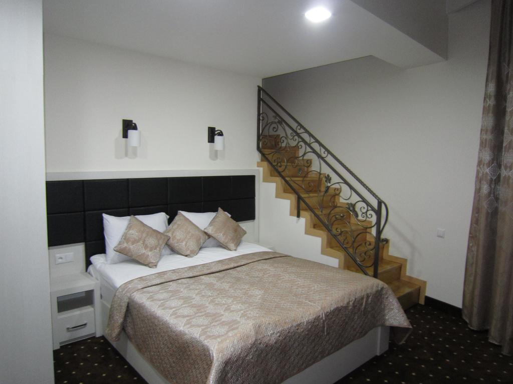 Jermuk Verona Resort Екстер'єр фото