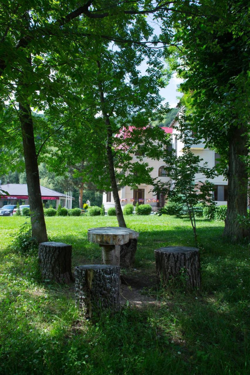 Jermuk Verona Resort Екстер'єр фото